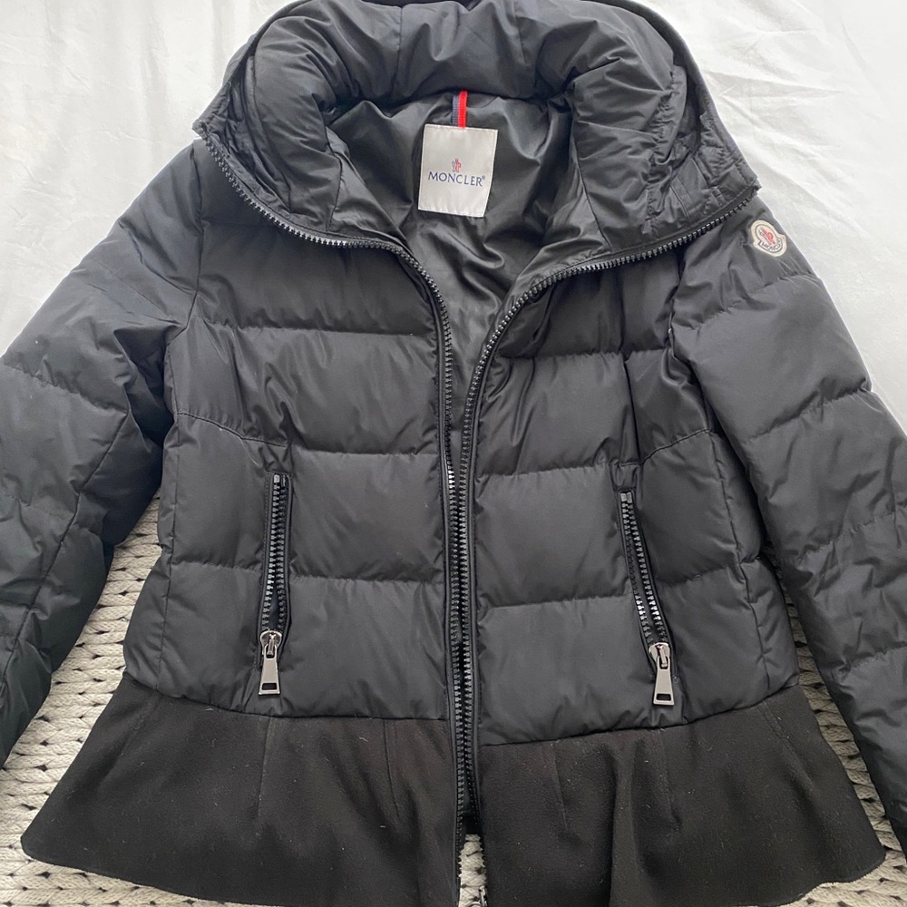 Moncler Nesea Quilted Puffer Coat w/Wool Trim